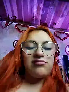 Snapshot of SophiaWeestt99 chatting on 02/09/25, 08:00 SophiaWeestt99 online show from 02/09/25, 08:00