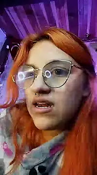 Snapshot of SophiaWeestt99 chatting on 02/16/25, 09:15 SophiaWeestt99 online show from 02/16/25, 09:15