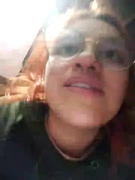 Snapshot of SophiaWeestt99 chatting on 03/02/25, 02:19 SophiaWeestt99 online show from 03/02/25, 02:19