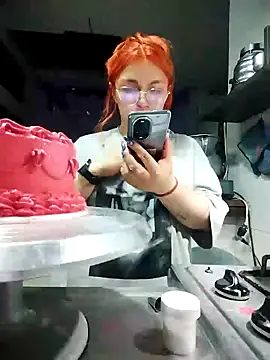 Snapshot of SophiaWeestt99 chatting on 03/12/25, 04:30 SophiaWeestt99 online show from 03/12/25, 04:30