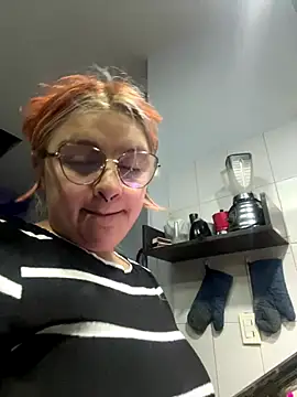 Snapshot of SophiaWeestt99 chatting on 09/27/25, 10:59 SophiaWeestt99 online show from 09/27/25, 10:59