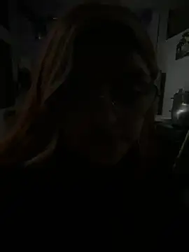 Snapshot of SophiaWeestt99 chatting on 10/01/25, 01:44 SophiaWeestt99 online show from 10/01/25, 01:44