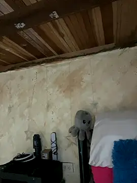 Snapshot of SophiaWeestt99 chatting on 10/07/25, 02:20 SophiaWeestt99 online show from 10/07/25, 02:20