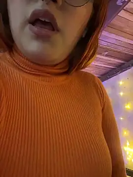 Snapshot of SophiaWeestt99 chatting on 11/02/25, 03:31 SophiaWeestt99 online show from 11/02/25, 03:31