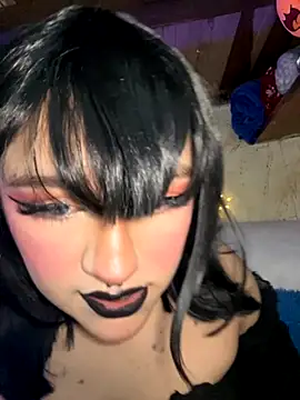 Snapshot of SophiaWeestt99 chatting on 11/16/25, 02:39 SophiaWeestt99 online show from 11/16/25, 02:39