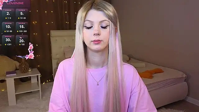 Snapshot of barbieee_b chatting on 01/28/25, 03:25 barbieee b online show from 01/28/25, 03:25