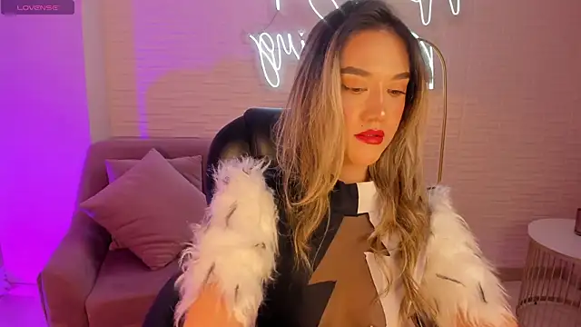 RebeccaHudson online show from 03/10/25, 12:18