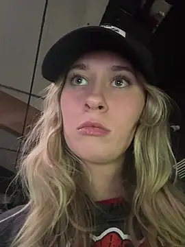 Snapshot of M1ssyk1ssy chatting on 01/04/25, 03:07 M1ssyk1ssy online show from 01/04/25, 03:07