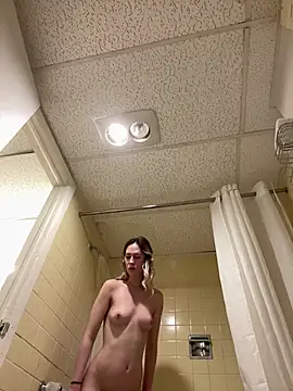 Snapshot of M1ssyk1ssy chatting on 01/12/25, 12:55 M1ssyk1ssy online show from 01/12/25, 12:55