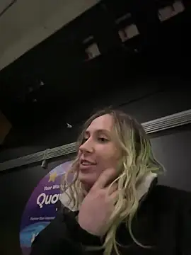 Snapshot of M1ssyk1ssy chatting on 01/13/25, 03:34 M1ssyk1ssy online show from 01/13/25, 03:34