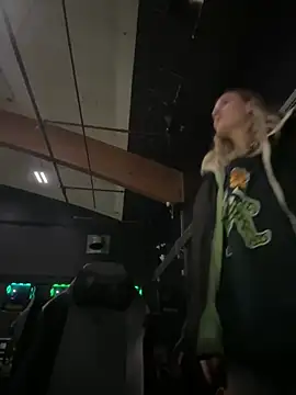 Snapshot of M1ssyk1ssy chatting on 01/17/25, 11:07 M1ssyk1ssy online show from 01/17/25, 11:07