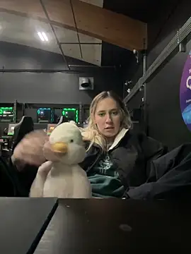 Snapshot of M1ssyk1ssy chatting on 01/29/25, 01:05 M1ssyk1ssy online show from 01/29/25, 01:05