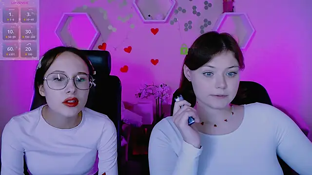 nikole kitt online show from 10/11/25, 07:12