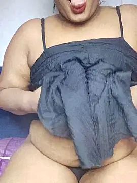 Snapshot of Blue_Zone_Sl chatting on 02/19/25, 03:39 Blue Zone Sl online show from 02/19/25, 03:39