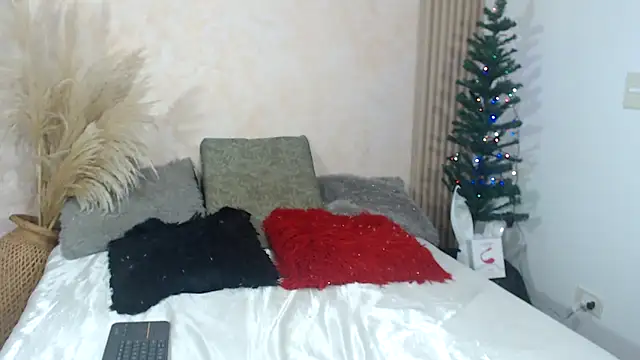 Snapshot of JESSYCHERNOBIL chatting on 11/22/25, 11:31 JESSYCHERNOBIL online show from 11/22/25, 11:31