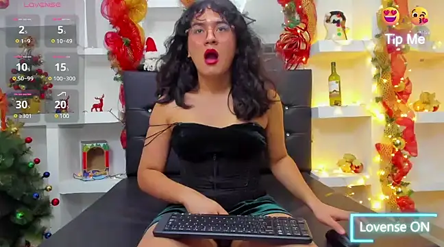 Elith Berry69 online show from 12/14/24, 12:55