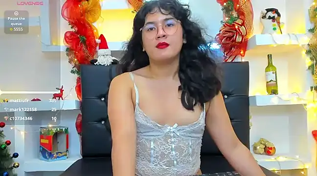 Elith Berry69 online show from 12/31/24, 09:39