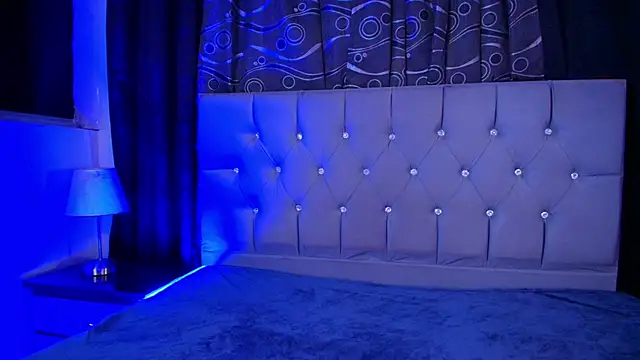 Snapshot of meggan_77 chatting on 10/11/25, 03:50 meggan 77 online show from 10/11/25, 03:50