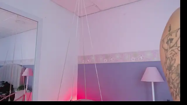 Snapshot of Angie99_gh chatting on 01/03/25, 03:49 Angie99 gh online show from 01/03/25, 03:49