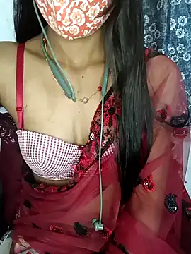 Snapshot of Miakhalifatamil chatting on 01/14/25, 08:15 Miakhalifatamil online show from 01/14/25, 08:15