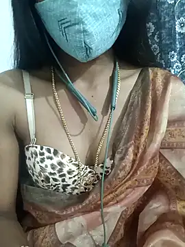 Snapshot of Miakhalifatamil chatting on 02/04/25, 05:34 Miakhalifatamil online show from 02/04/25, 05:34