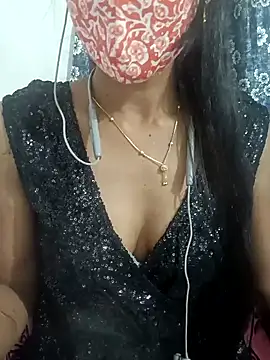 Snapshot of Miakhalifatamil chatting on 02/08/25, 06:22 Miakhalifatamil online show from 02/08/25, 06:22