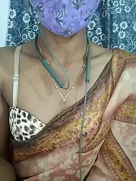Snapshot of Miakhalifatamil chatting on 02/18/25, 04:26 Miakhalifatamil online show from 02/18/25, 04:26