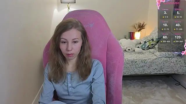 Lill Mary online show from 10/18/25, 12:02