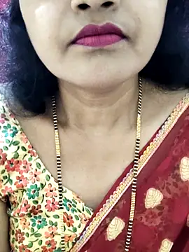 Snapshot of anuradha1432 chatting on 09/16/25, 09:43 anuradha1432 online show from 09/16/25, 09:43