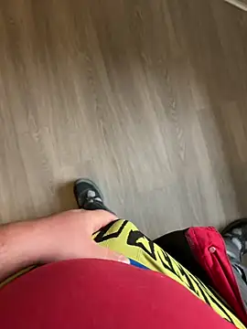 Snapshot of lescoquin2215 chatting on 10/09/25, 09:40 lescoquin2215 online show from 10/09/25, 09:40