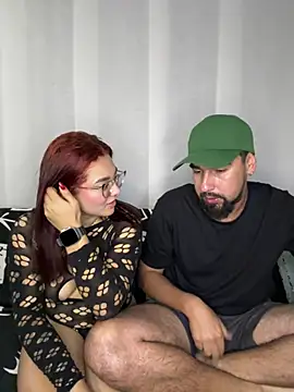 Snapshot of camianddanna chatting on 12/17/24, 12:23 camianddanna online show from 12/17/24, 12:23