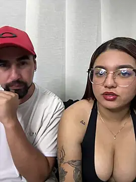 Snapshot of camianddanna chatting on 03/18/25, 03:09 camianddanna online show from 03/18/25, 03:09