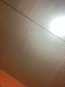 vic pretynhaa online show from 11/02/25, 05:59