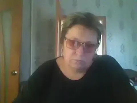 MelanieCold467 online show from 10/17/25, 10:07