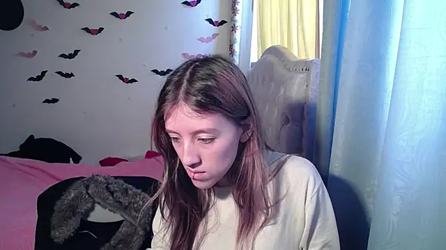 Snapshot of BRIAR_AND_BLAIR chatting on 09/16/25, 04:08 BRIAR AND BLAIR online show from 09/16/25, 04:08