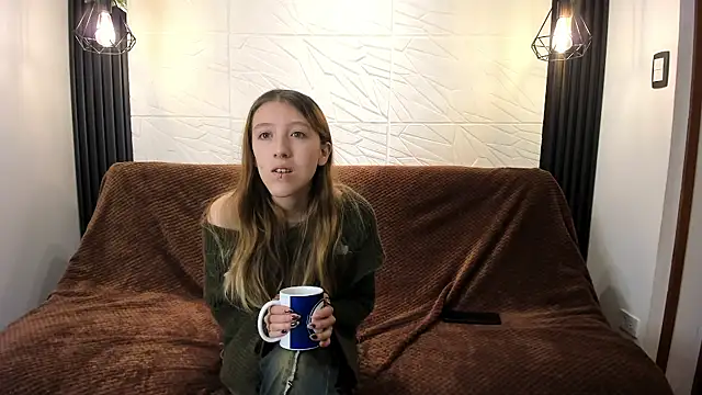 BRIAR AND BLAIR online show from 11/07/25, 01:11