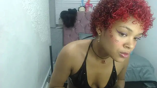 Snapshot of vainillaplaypussy chatting on 02/11/25, 01:20 vainillaplaypussy online show from 02/11/25, 01:20