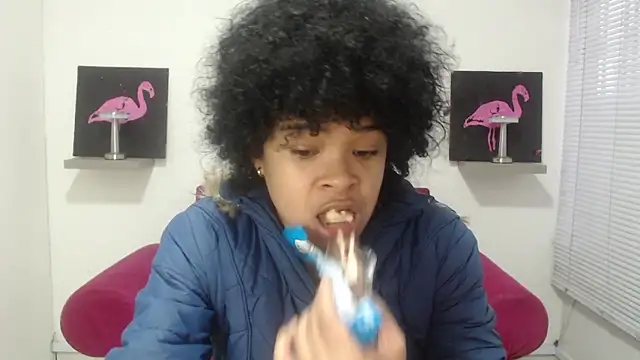 vainillaplaypussy online show from 10/24/25, 03:19