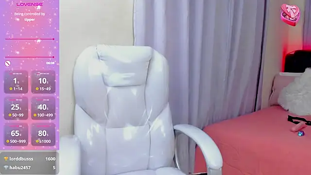 Hot beauty   online show from 01/25/25, 05:51