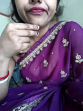 Snapshot of bihariguy chatting on 09/27/25, 04:17 bihariguy online show from 09/27/25, 04:17