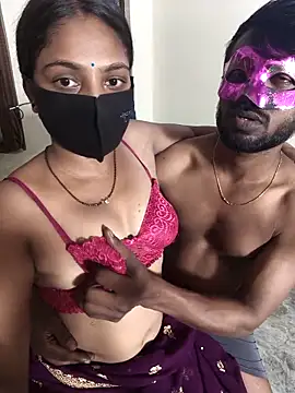 Snapshot of bihariguy chatting on 09/28/25, 03:50 bihariguy online show from 09/28/25, 03:50