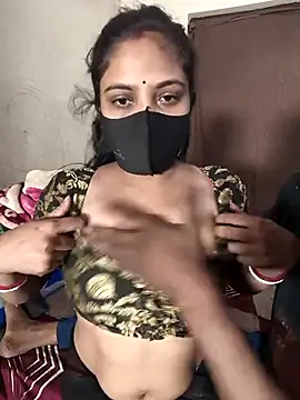 Snapshot of bihariguy chatting on 11/11/25, 04:12 bihariguy online show from 11/11/25, 04:12