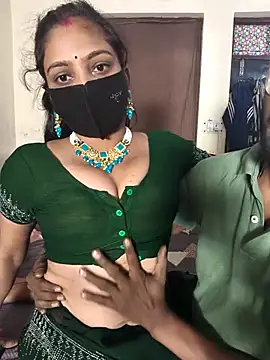 Snapshot of bihariguy chatting on 11/13/25, 04:22 bihariguy online show from 11/13/25, 04:22