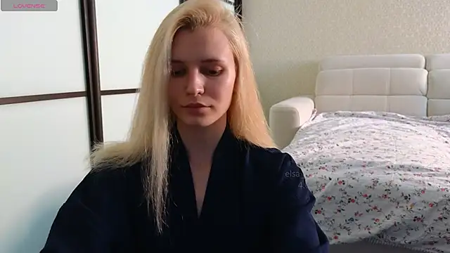 Snapshot of elsa_limerence chatting on 03/05/25, 08:21 elsa limerence online show from 03/05/25, 08:21
