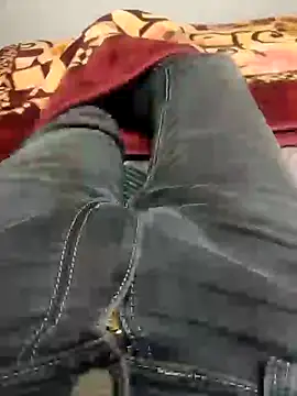 fuckboi2103 online show from 01/19/25, 06:53