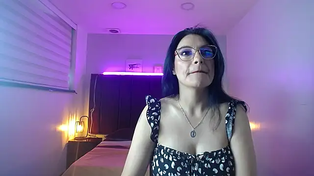 Zuzana21 online show from 12/21/24, 12:27