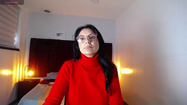 Zuzana21 online show from 12/31/24, 04:25