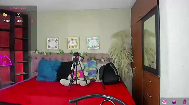 Lia Keen online show from 03/10/25, 08:12