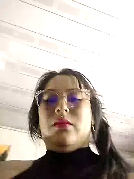 Snapshot of ambar_07 chatting on 01/16/25, 11:06 ambar 07 online show from 01/16/25, 11:06