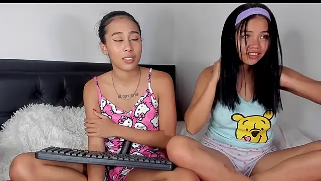 Snapshot of lilibluex chatting on 02/01/25, 10:55 lilibluex online show from 02/01/25, 10:55